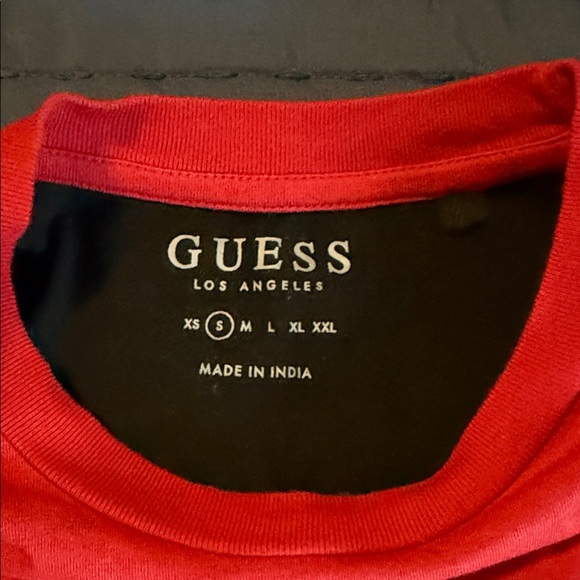 GUESS Men's Red and Black Short Sleeve Tee - Picture 2 of 2
